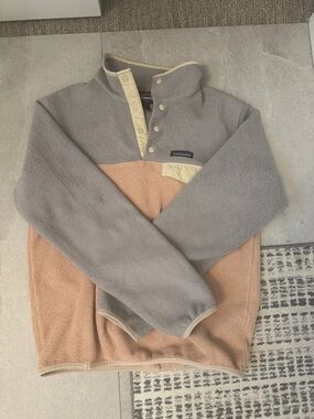 Patagonia Men’s Two-Tone Zip Snap Fleece - Gray & Peach